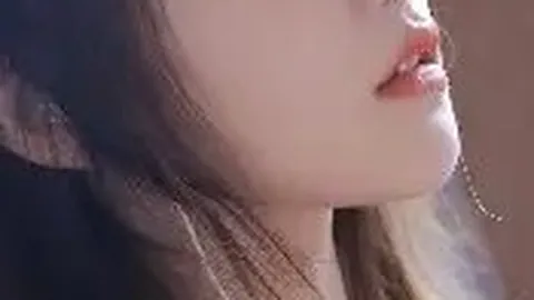 明星光环下的富二代：五位隐秘身份的女星，不奋斗即归家继承财富